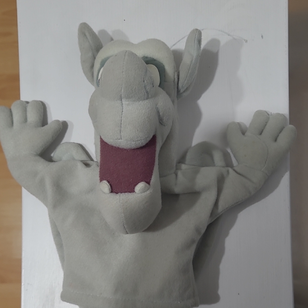 Disney Hunchback of Notre Dame Victor Gargoyle Hand Puppet Mattel Plush Toy